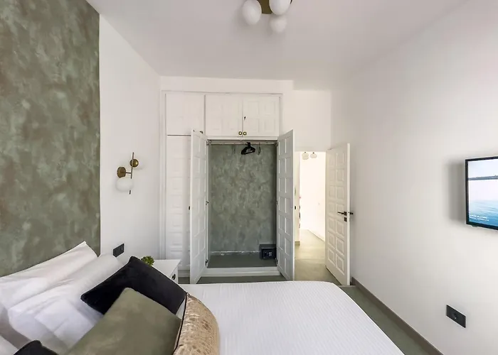 Infinity Ocean View Apartman *