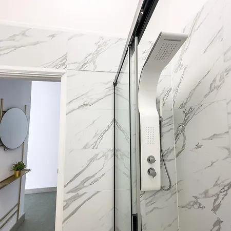 Infinity Ocean View Апартаменты *